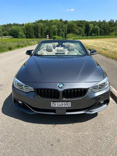 BMW 435i Cabriolet Steptronic — Roadster sportif sans toit, 306 ch à faible kilométrage — vue extérieure
