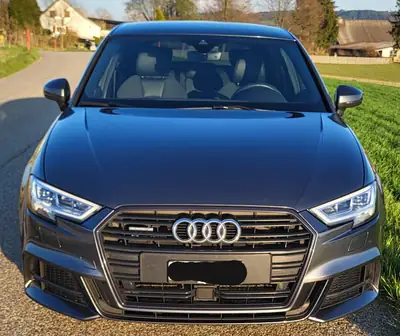 Audi A3 Sportback 40 TFSI Sport quattro — Berline sportive 5 portes, traction intégrale, 140 000 km — detail