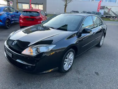 Renault Laguna 2.0 16V T Dynamique — Berline élégante, motorisation performante, sans sinistre — vue extérieure
