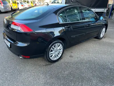 Renault Laguna 2.0 16V T Dynamique — Berline élégante, motorisation performante, sans sinistre — arrière