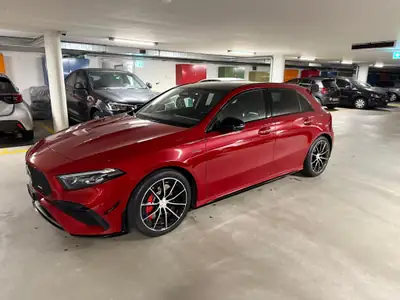 Mercedes-Benz A 35 AMG — Compacte haute performance, 320 ch, 14 000 km seulement — Miniatura 11