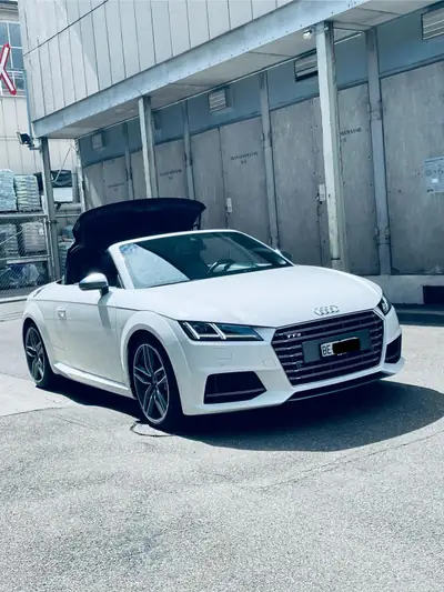 Audi TTS Roadster 370 ch — Cabriolet sportif quattro, 75'000 km seulement — fianco
