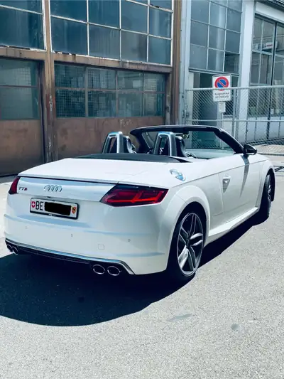 Audi TTS Roadster 370 ch — Cabriolet sportif quattro, 75'000 km seulement — interni