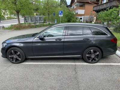 Mercedes-Benz C 220 d Swiss Star 4Matic — Break diesel performant, 135 000 km — side view