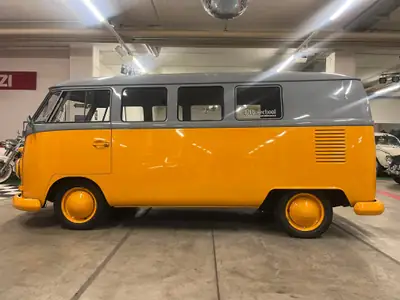 VW T1 Bulli 1967 — Légende des routes, état impeccable — tableau de bord