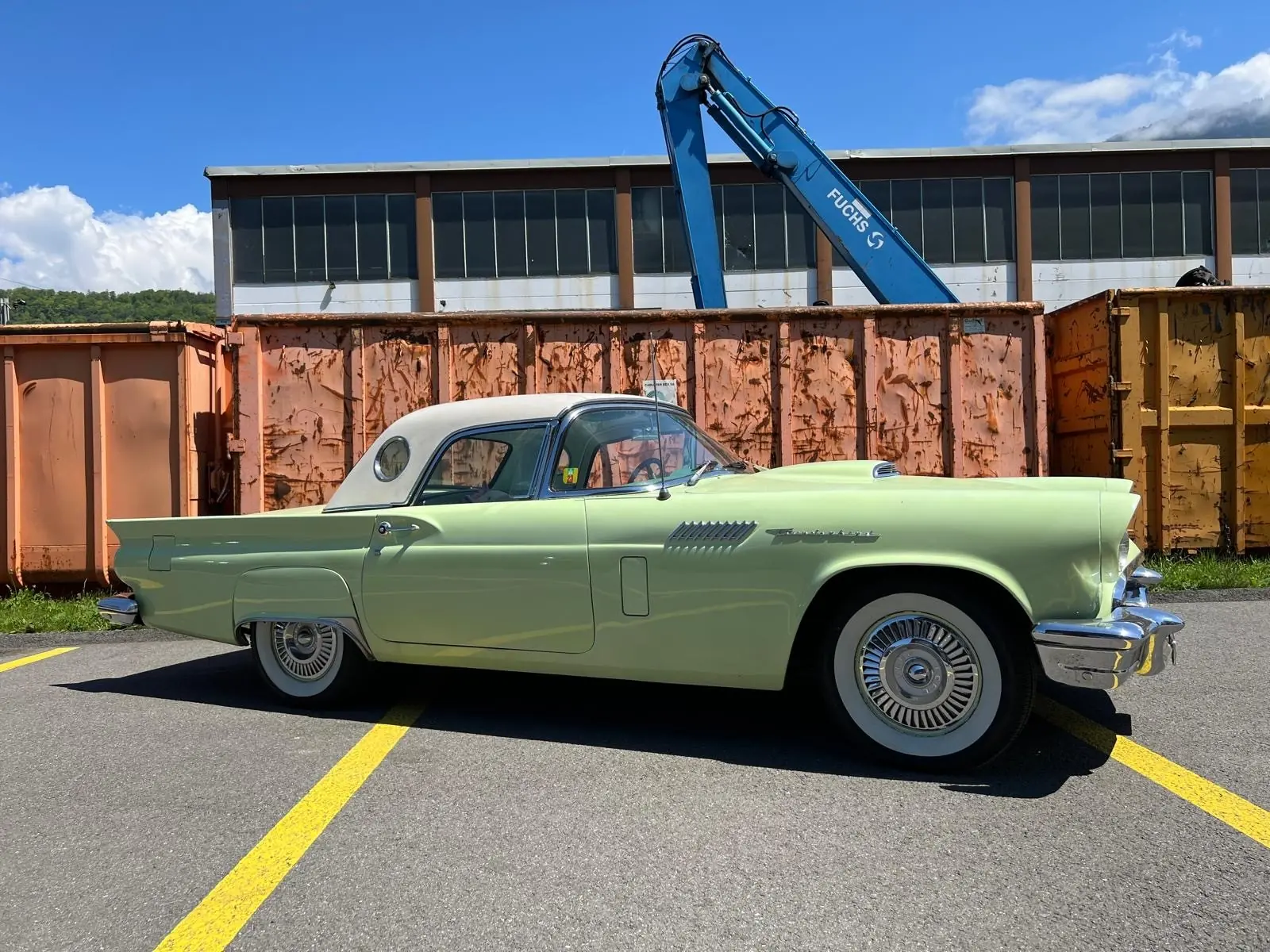 Ford Thunderbird 1957 occasion Lausanne — 2