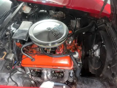 Chevrolet Corvette Cabriolet 1974 — Légendaire roadster américain, kilométrage préservé — tableau de bord