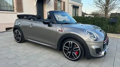 MINI Cabrio Cooper JCW — Cabriolet sportif 231 ch, très peu roulé — vista posteriore