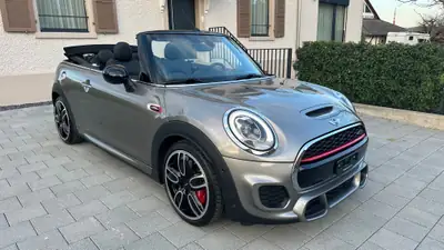 MINI Cabrio Cooper JCW — Cabriolet sportif 231 ch, très peu roulé — fianco
