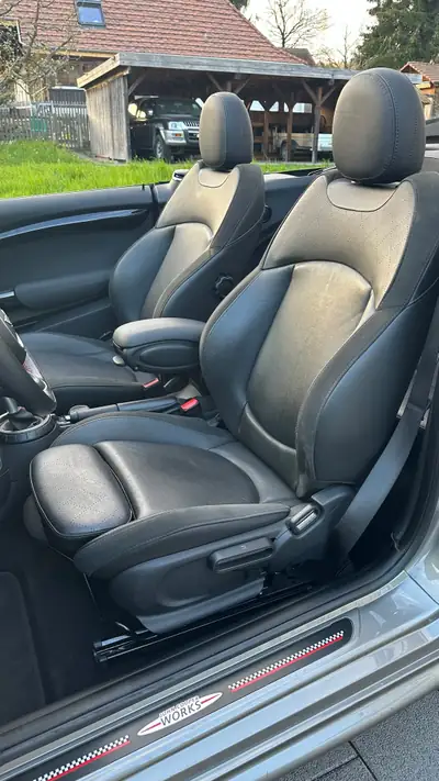 MINI Cabrio Cooper JCW — Cabriolet sportif 231 ch, très peu roulé — Miniatura 9