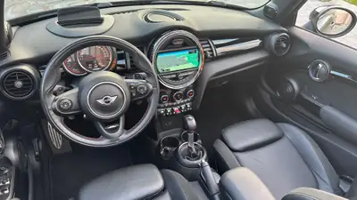 MINI Cabrio Cooper JCW — Cabriolet sportif 231 ch, très peu roulé — Miniatura 7