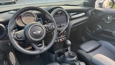 MINI Cabrio Cooper JCW — Cabriolet sportif 231 ch, très peu roulé — Miniatura 8