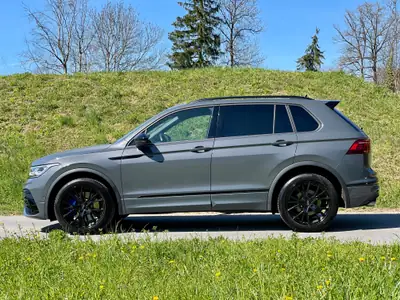VW Tiguan R 2.0 TSI 321 ch — Performance et sportivité dans un SUV compact 4Motion — detail