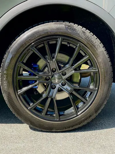 VW Tiguan R 2.0 TSI 321 ch — Performance et sportivité dans un SUV compact 4Motion — Thumbnail 8