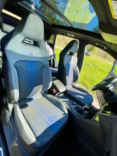 VW Tiguan R 2.0 TSI 321 ch — Performance et sportivité dans un SUV compact 4Motion — Thumbnail 10