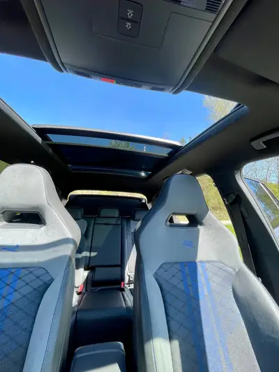 VW Tiguan R 2.0 TSI 321 ch — Performance et sportivité dans un SUV compact 4Motion — Thumbnail 14