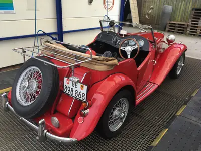 MG TD 1953 — Roadster cabriolet vintage, moteur essence 1247cc, authentique British classic — Miniature 7