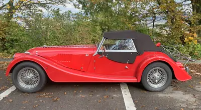 Morgan Plus 4 2.0 Swiss Pack — British Legend, seulement 21'000 km — interni
