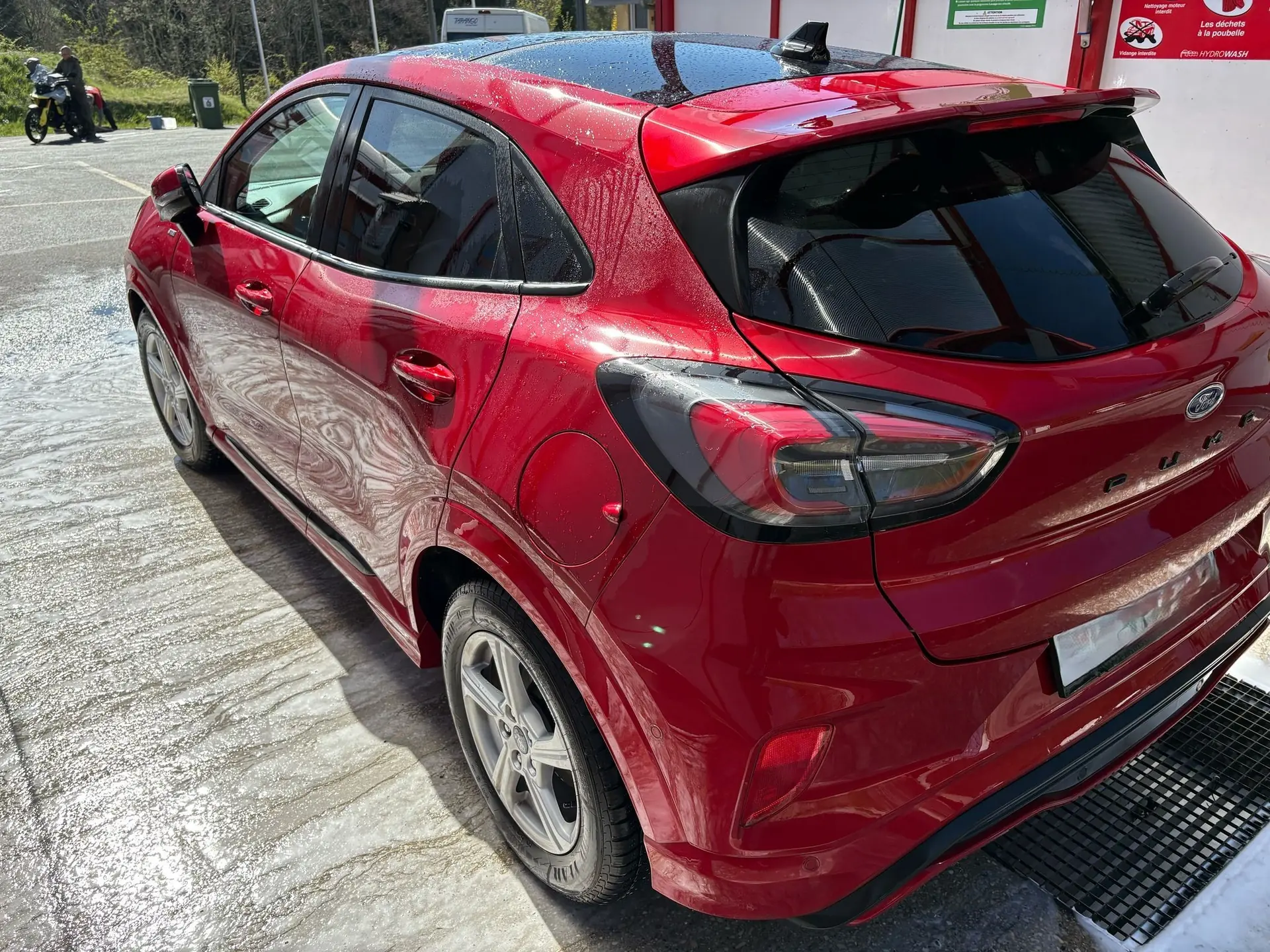 Ford Puma 1.0 MHEV ST-Line X — SUV compact hybride, 9400 km seulement