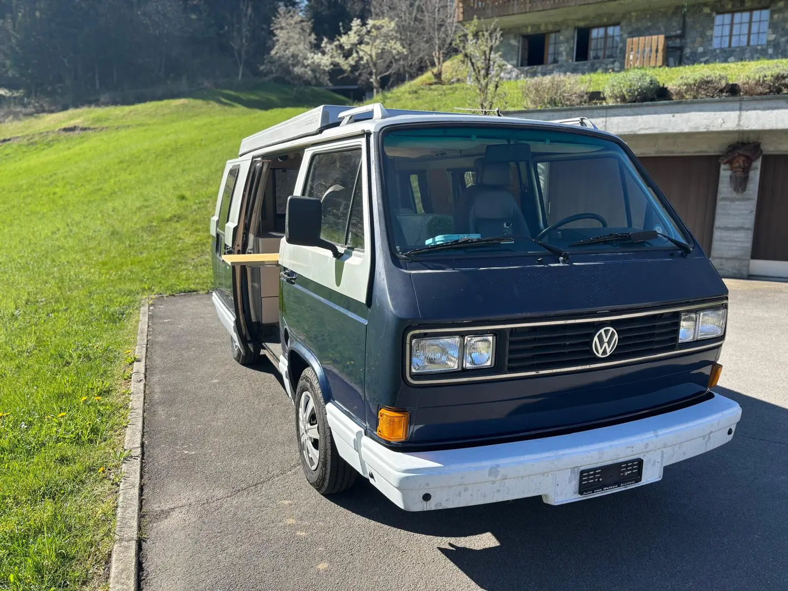 VW T3 Typ 2 1981 — Légende du camping-car, moteur 2.0L fiable et prêt à l'aventure — vue extérieure