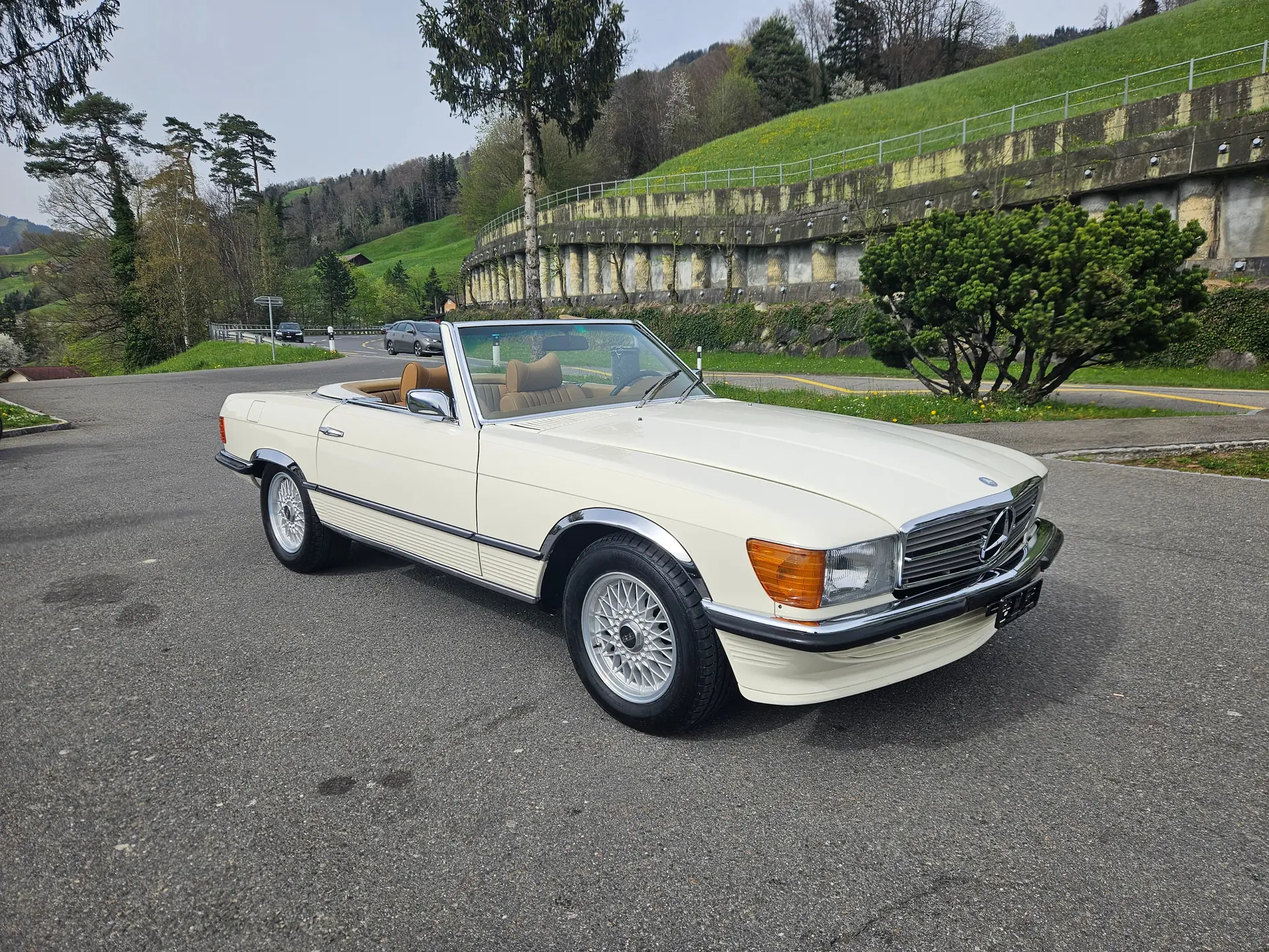 Mercedes-Benz SL 1972 occasion Brunnen — 2