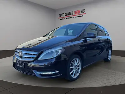 Mercedes-Benz B 180 7G-DCT — Monospace compact économique, entretien suivi, navigation incluse — side view