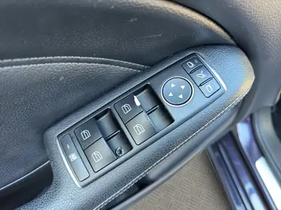 Mercedes-Benz B 180 7G-DCT — Monospace compact économique, entretien suivi, navigation incluse — Thumbnail 20