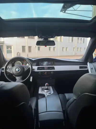BMW M5 E60 — Berline sportive de légende, état collection exceptionnel — Thumbnail 18