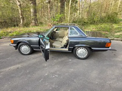 Mercedes-Benz SL 500 — Chef-d'œuvre cabriolet de 1989, état d'origine exceptionnel — Miniature 11