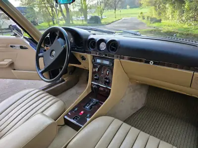 Mercedes-Benz SL 500 — Chef-d'œuvre cabriolet de 1989, état d'origine exceptionnel — Miniature 14