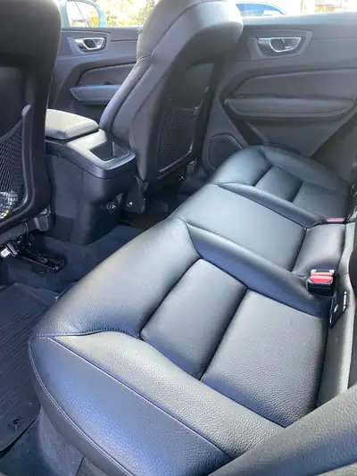 Volvo XC60 T5 AWD Inscription — SUV premium suédois, 89'000 km seulement — Detail