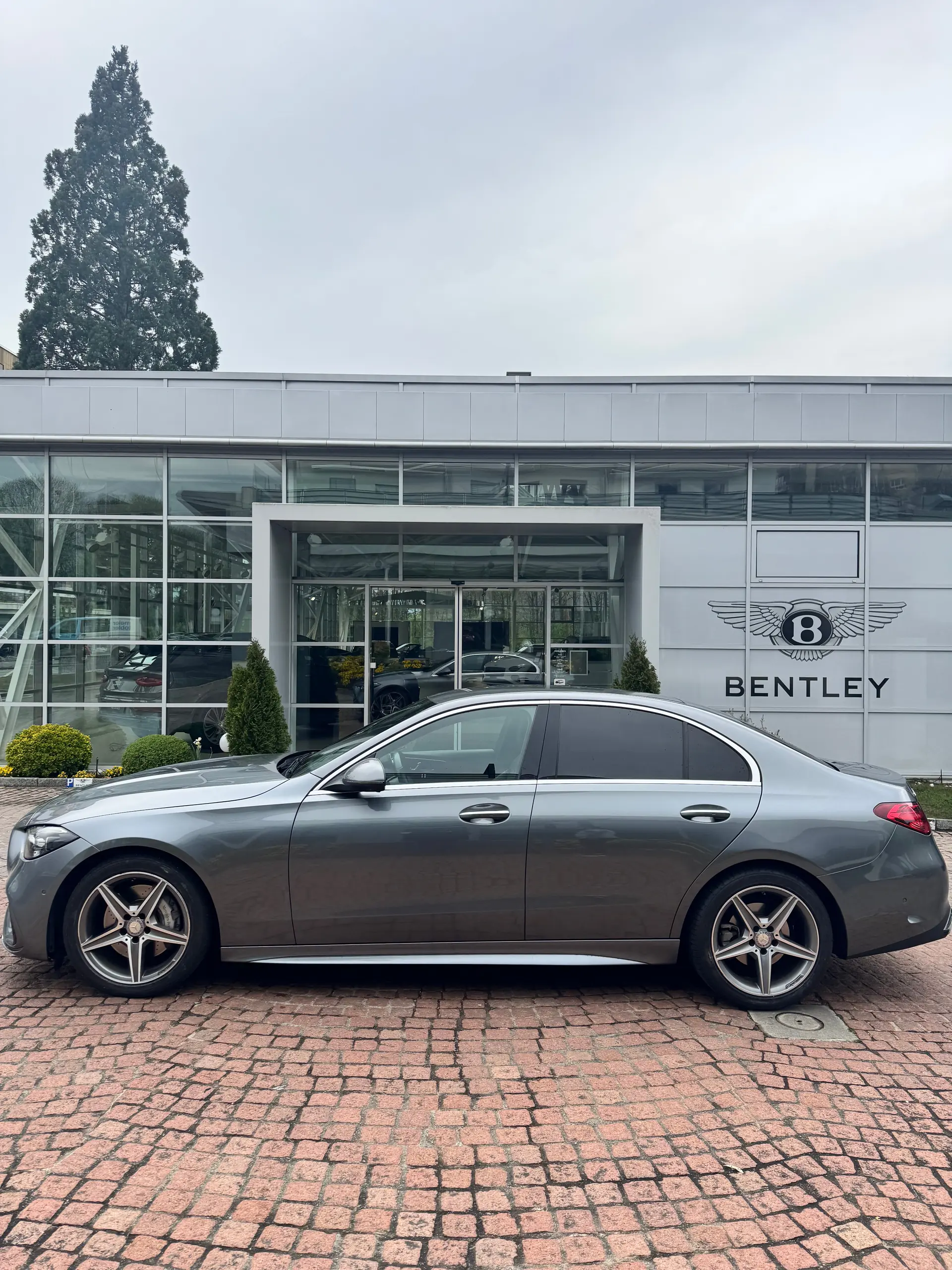 Mercedes-Benz C 200 4Matic AMG Line — Berline Premium Hybride légère, 70 000 km