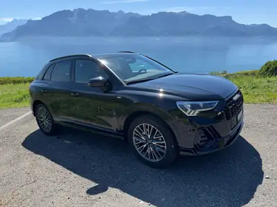 Audi Q3 40 TFSI S line — SUV compact premium, 22'000 km, quattro intégral — vista esterna