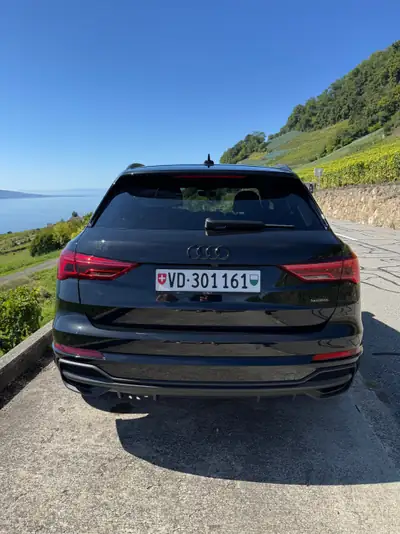 Audi Q3 40 TFSI S line — SUV compact premium, 22'000 km, quattro intégral — interni