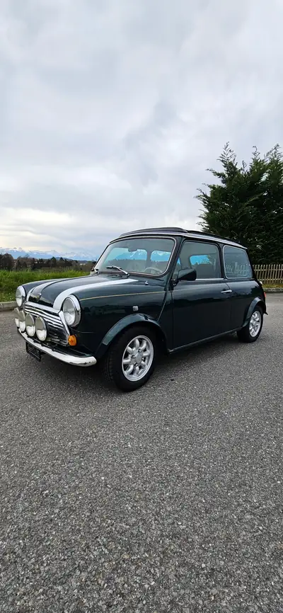 MINI Cooper 1300 — L'iconique britannique des années 90, économique et attachante — Miniatura 7