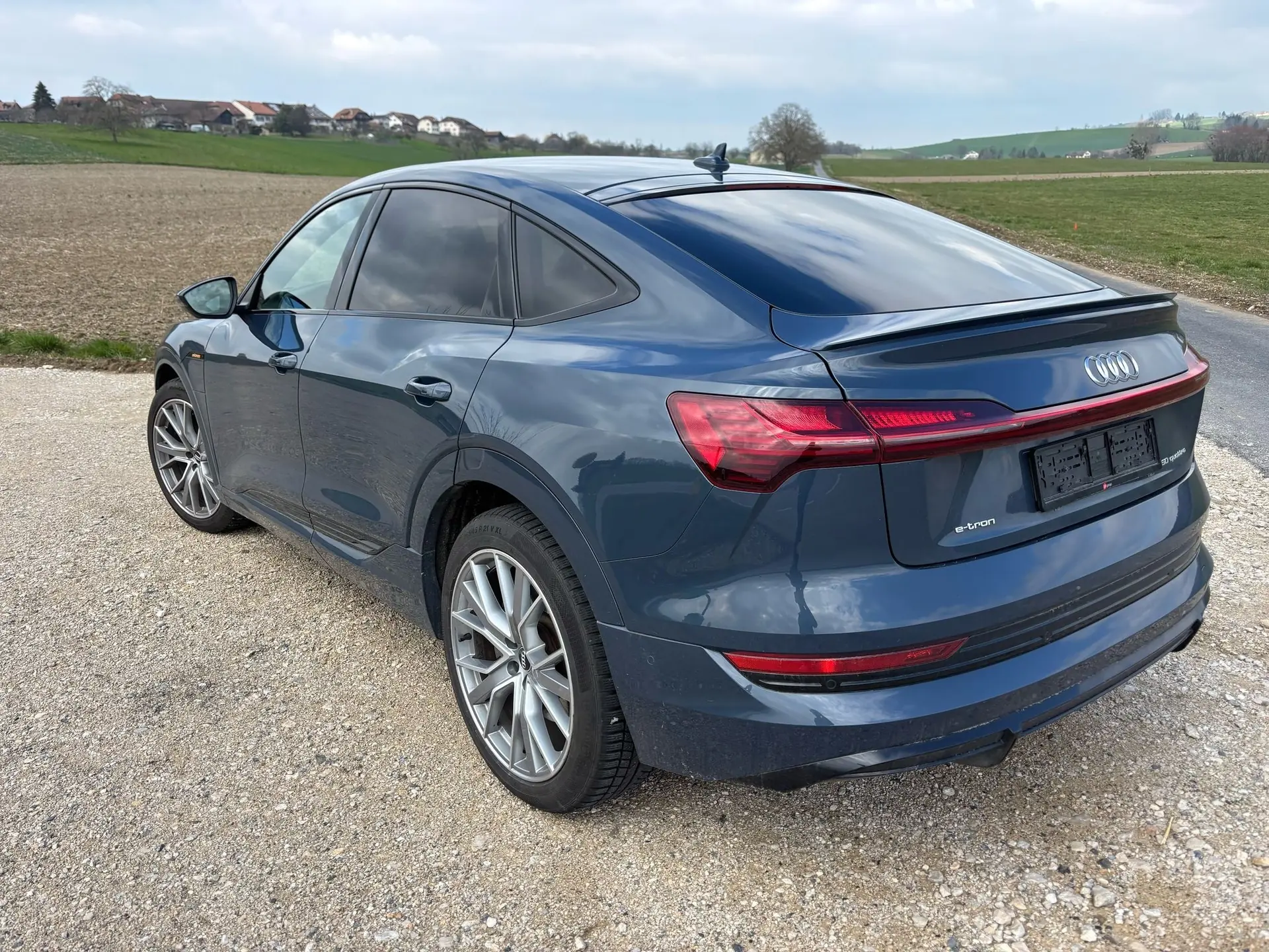Audi e-tron 50 Sportback S Line — SUV électrique premium, 53'000 km seulement