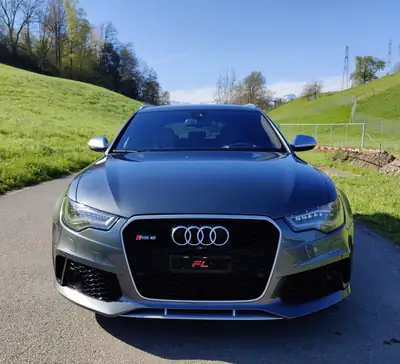 Audi RS6 Avant 560 ch — Break de prestige, V8 biturbo et technologie quattro — fianco