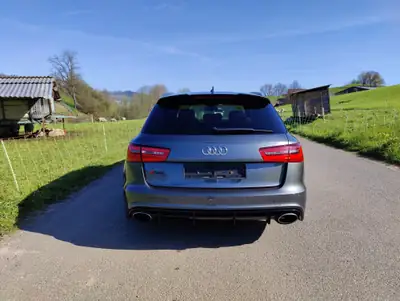 Audi RS6 Avant 560 ch — Break de prestige, V8 biturbo et technologie quattro — dettaglio