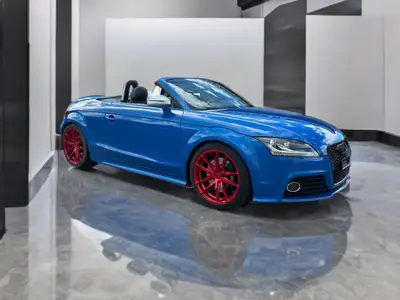 Audi TT S Roadster 272 ch — Cabriolet sportif all-road, état impeccable — exterior view
