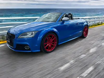 Audi TT S Roadster 272 ch — Cabriolet sportif all-road, état impeccable — side view