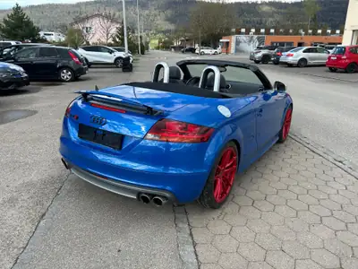 Audi TT S Roadster 272 ch — Cabriolet sportif all-road, état impeccable — interior