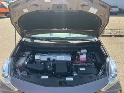 Toyota Prius+ 1.8 VVT-i HSD Sol Premium — 7 places, hybride économe, sans accident — Miniatura 10