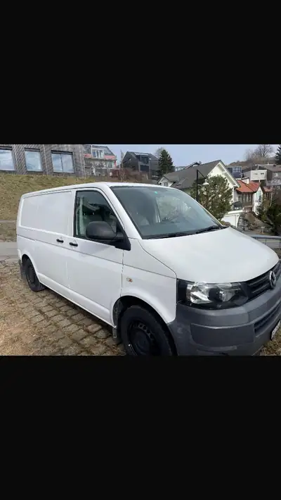 VW T5 Transporter Camper — Utilitaire aménagé diesel robuste, révision complète — Außenansicht