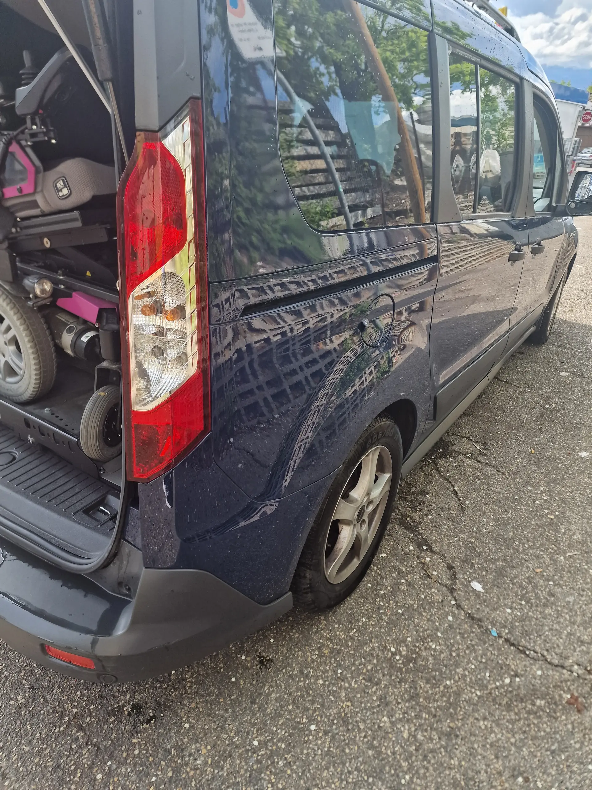 Ford Tourneo Connect 2018 occasion Genève — 4