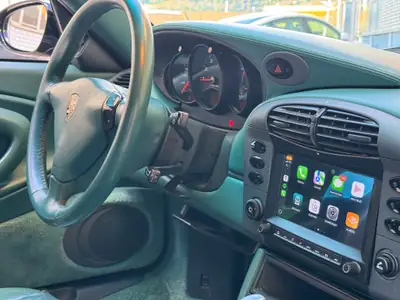 Porsche 911 Carrera 4 1999 — Icône collector avec Aerokit, 88 500 km — Miniatur 12