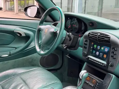 Porsche 911 Carrera 4 1999 — Icône collector avec Aerokit, 88 500 km — Miniatur 13