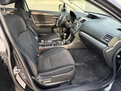 Subaru XV 2.0D AWD Swiss Two — SUV compact fiable, tout-terrain équipé, frais d'entretien mineurs — Miniatur 12