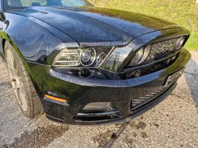 Ford Mustang GT Premium V8 420PS — Coupé muscle américain, rare et performant — Armaturenbrett