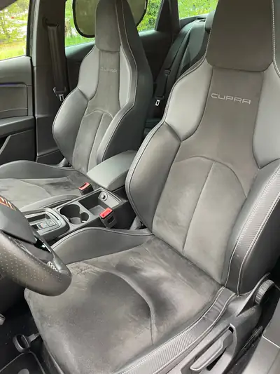 SEAT Leon ST Cupra 300 4Drive — Break sportif 300ch, 4x4 intégral, boîte DSG — Thumbnail 9