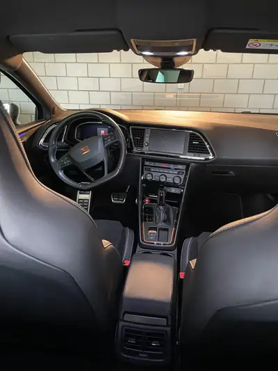 SEAT Leon ST Cupra 300 4Drive — Break sportif 300ch, 4x4 intégral, boîte DSG — Thumbnail 12